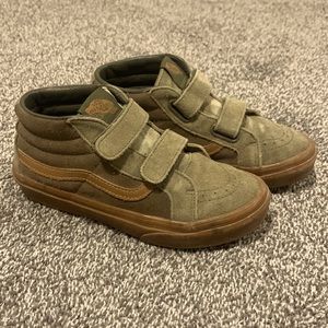 Youth Vans Sk8-Mid Olive Green & Gum Sole